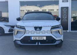 SUV Mitsubishi