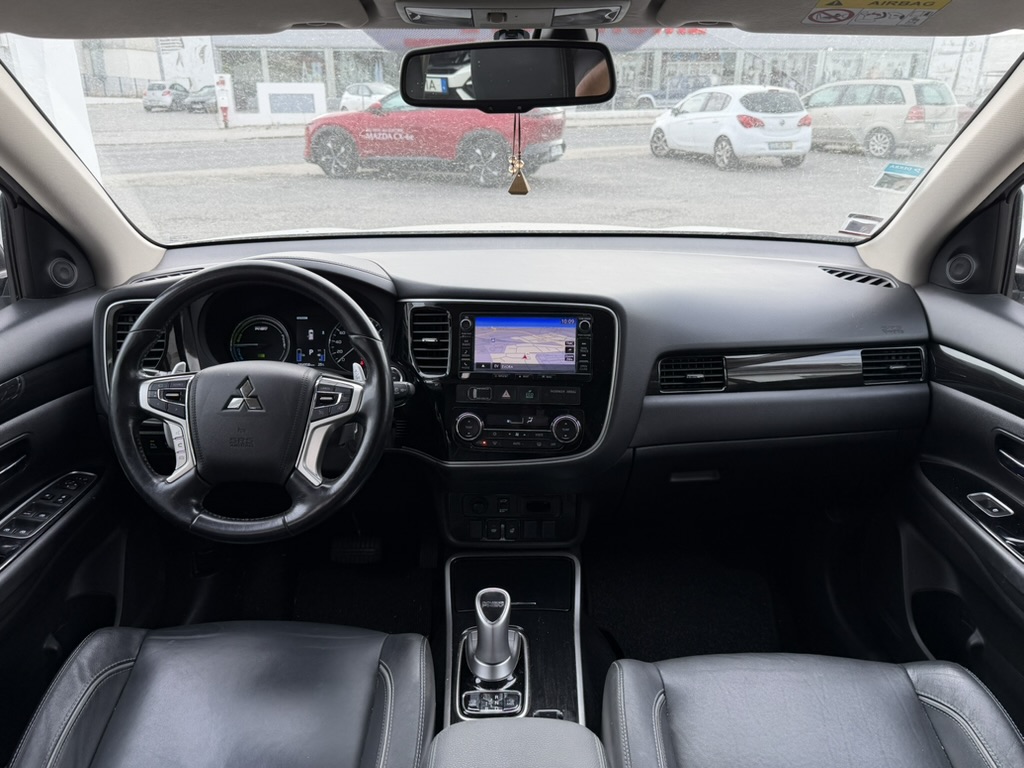 Mitsubishi Outlander PHEV