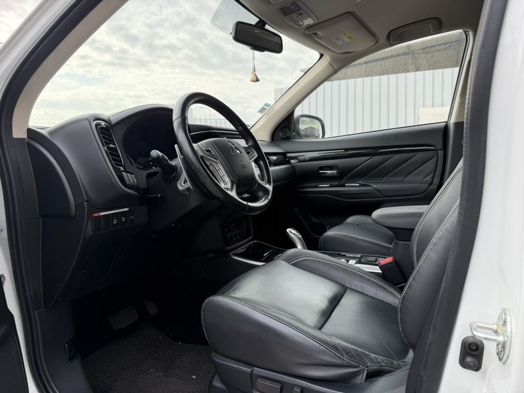 Mitsubishi Outlander PHEV