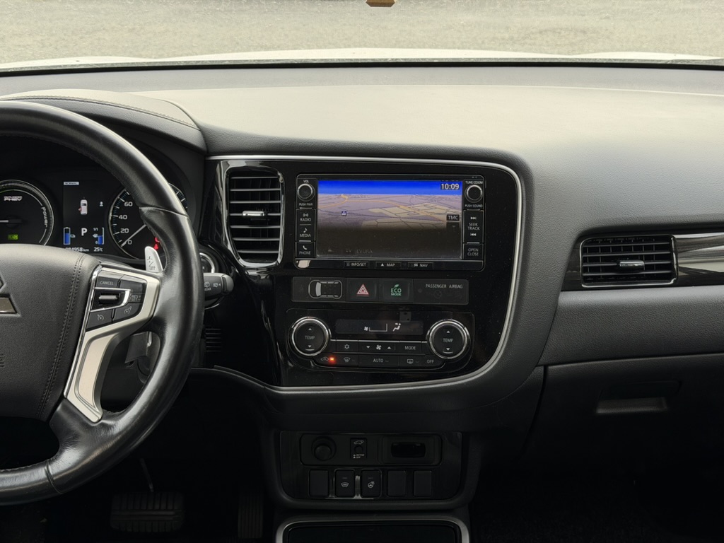 Mitsubishi Outlander PHEV