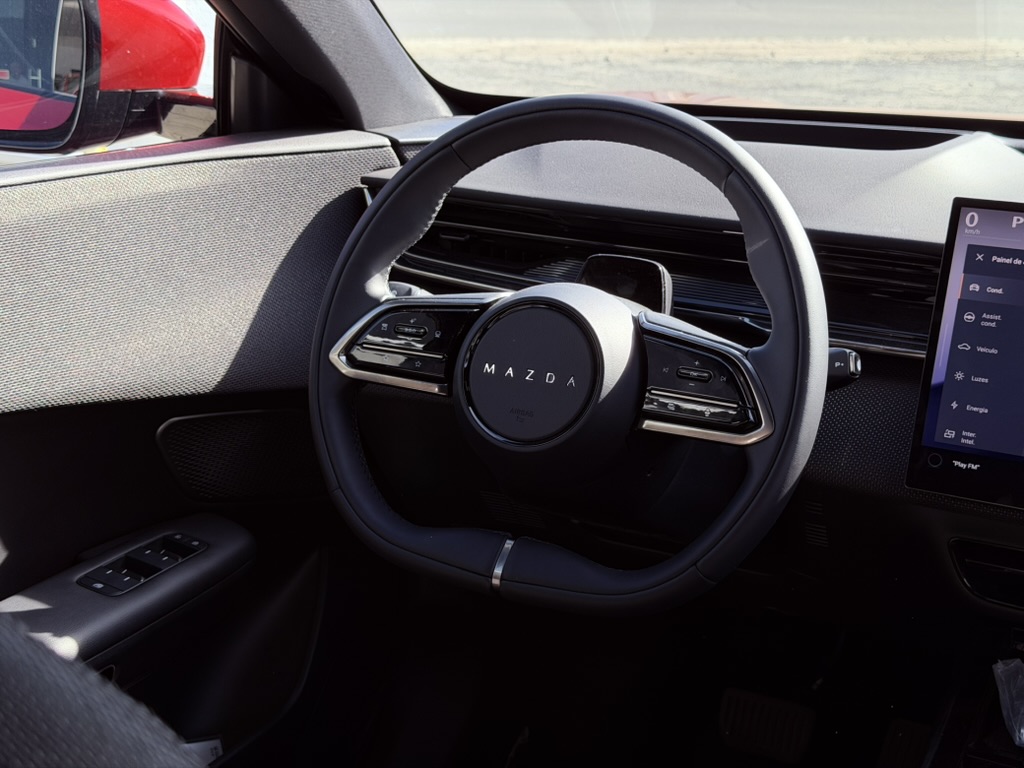 Mazda CX-6e