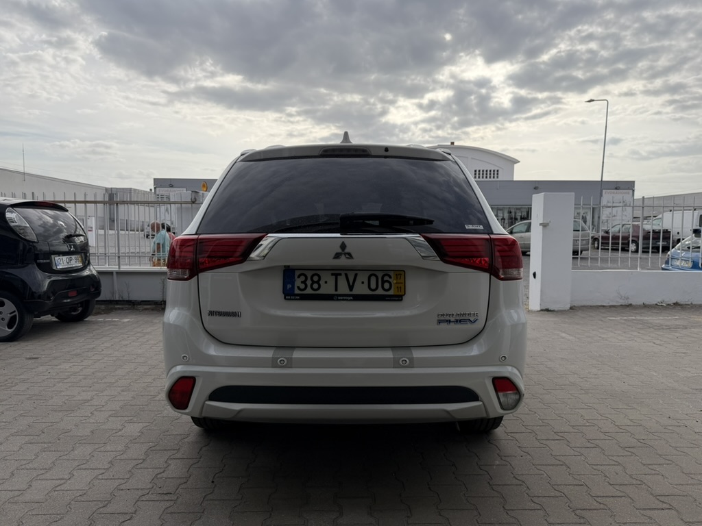 Mitsubishi Outlander PHEV