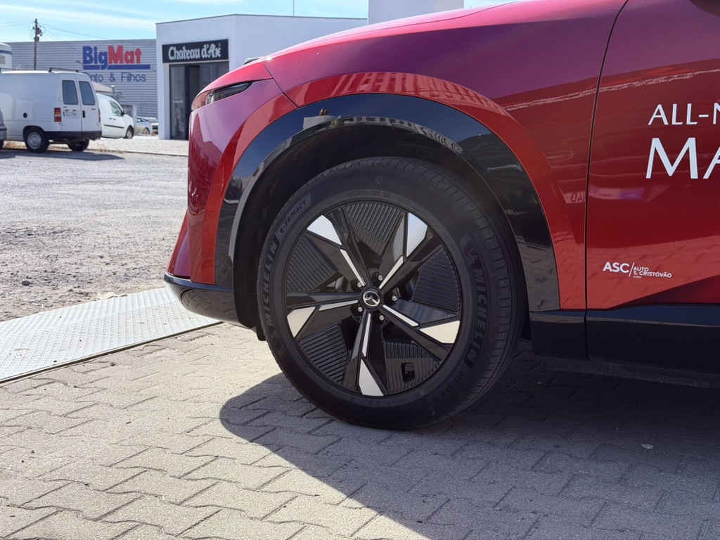 Mazda CX-6e