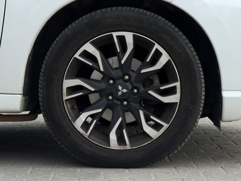 Mitsubishi Outlander PHEV