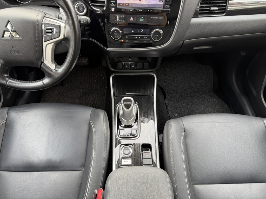 Mitsubishi Outlander PHEV